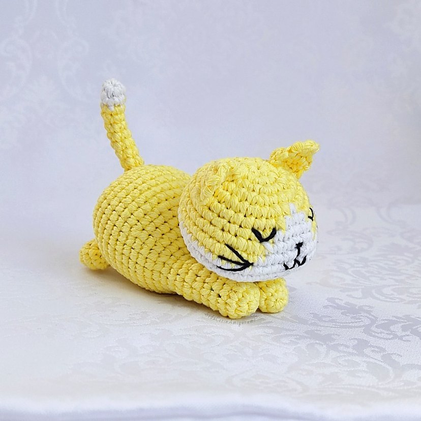 9 Adet Amigurumi Uykucu Kedi Örgü Oyuncak - Görsel 3