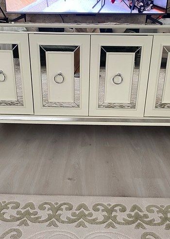 Gümüş Detaylı krem renk konsol - Görsel 3