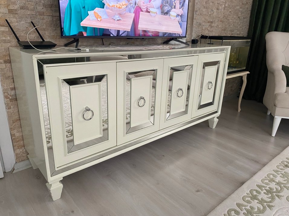 Gümüş Detaylı krem renk konsol - Görsel 2