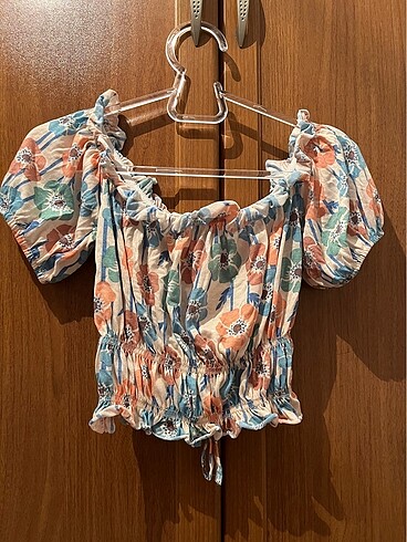 Diğer Çiçekli önü büzgülü crop