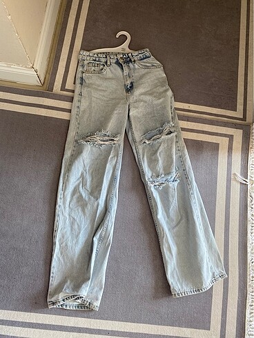 34 Beden Yırtık pantolon