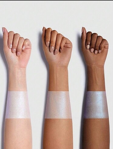  Beden Sheglam Lunar Glow Highlighter