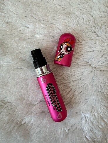Diğer Powerpuff Girls parfüm şişeleri