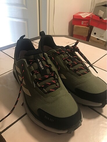 Su geçirmez Adidas terrex