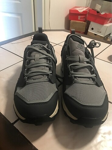 Su geçirmez Adidas terrex