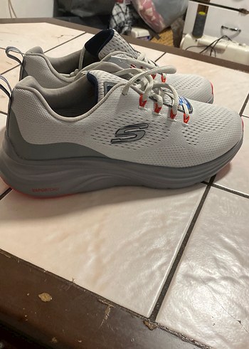 Gri Spor Ayakkabı Bağcıkları - Görsel 4