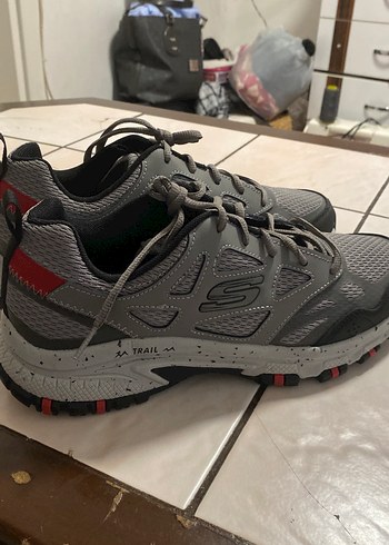 Gri Erke Spor Ayakkabın ucunda küçük bir defo var - Görsel 5