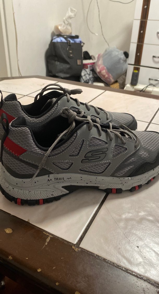 Gri Erke Spor Ayakkabın ucunda küçük bir defo var - Görsel 5