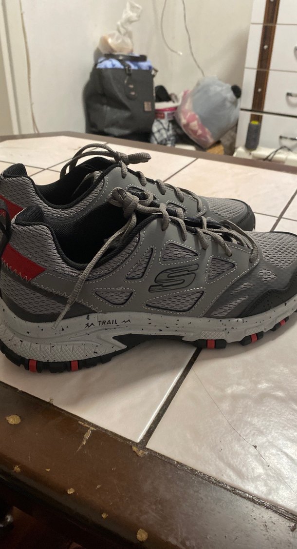 Gri Erke Spor Ayakkabın ucunda küçük bir defo var - Görsel 4