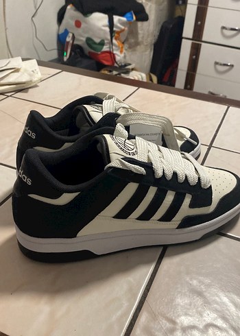 Kadın Siyah Beyaz Spor Ayakkabı - Görsel 4