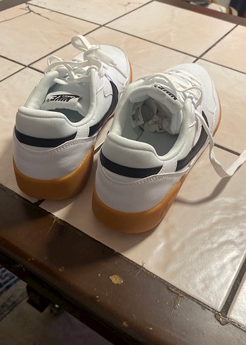 Nike Beyaz Erkek Midi Boy Atlet - Görsel 5