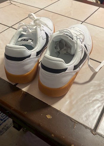 Nike Beyaz Erkek Midi Boy Atlet - Görsel 6