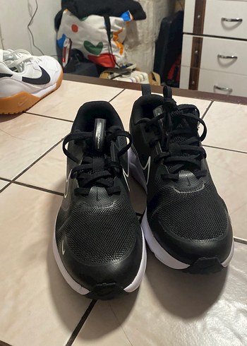 Nike Siyah Koşu Ayakkabısı - Görsel 3