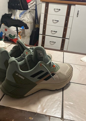 Bej ve Gri Bağcıklı Basketbol Ayakkabısı - Görsel 10