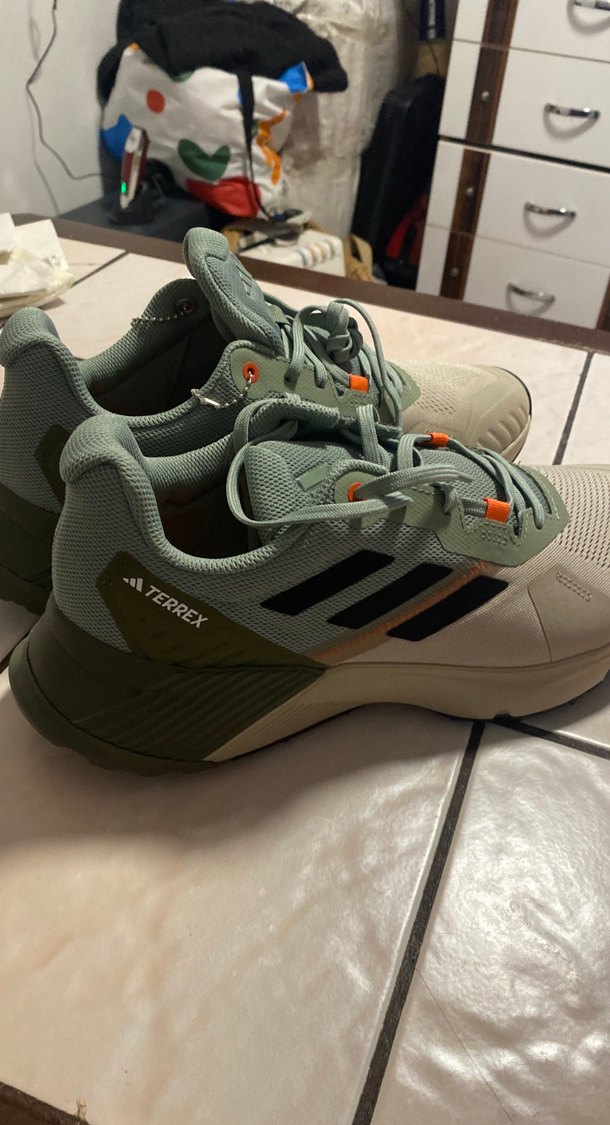 Bej ve Gri Bağcıklı Basketbol Ayakkabısı - Görsel 4