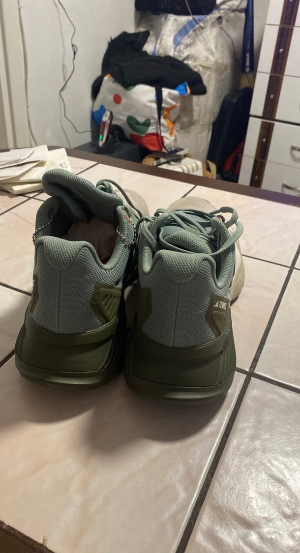 Bej ve Gri Bağcıklı Basketbol Ayakkabısı - Görsel 5