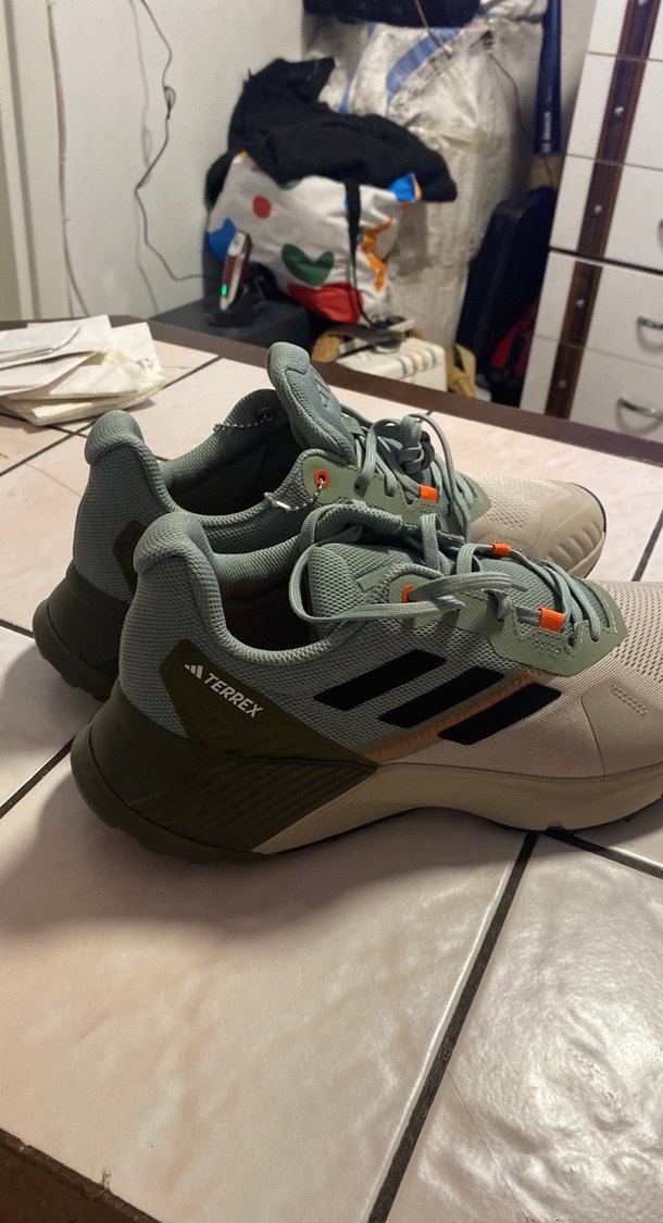 Bej ve Gri Bağcıklı Basketbol Ayakkabısı - Görsel 3