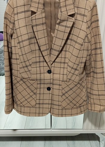 Ekol Düğmeli Ekose Desenli Bej Kadın Blazer