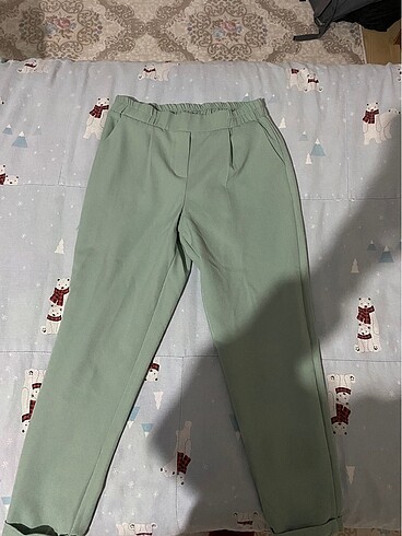 Su Yeşili Pantolon