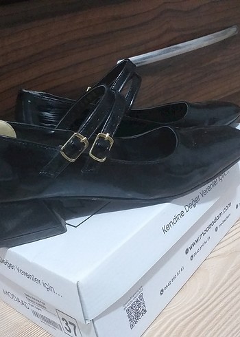 Klasik Siyah Tokalı Topuklu Kadın Babet - Görsel 5