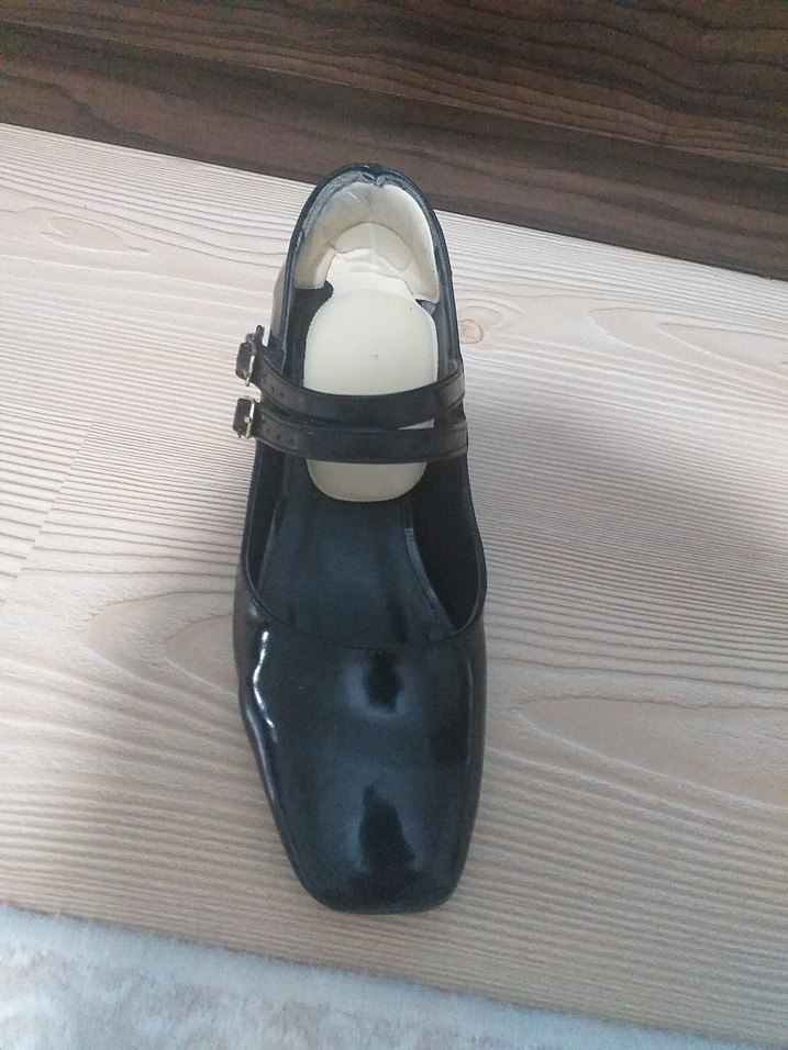 Klasik Siyah Tokalı Topuklu Kadın Babet - Görsel 3