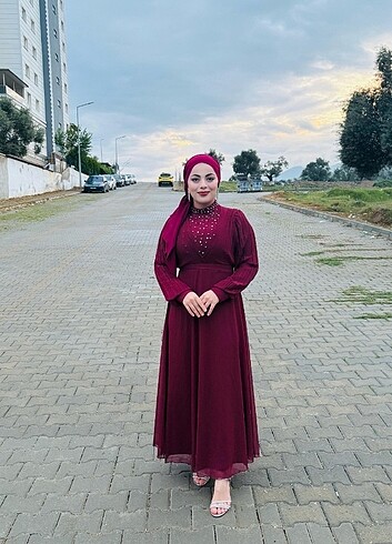 taşlı elbıse