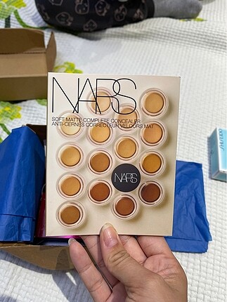 Nars kapatıcı