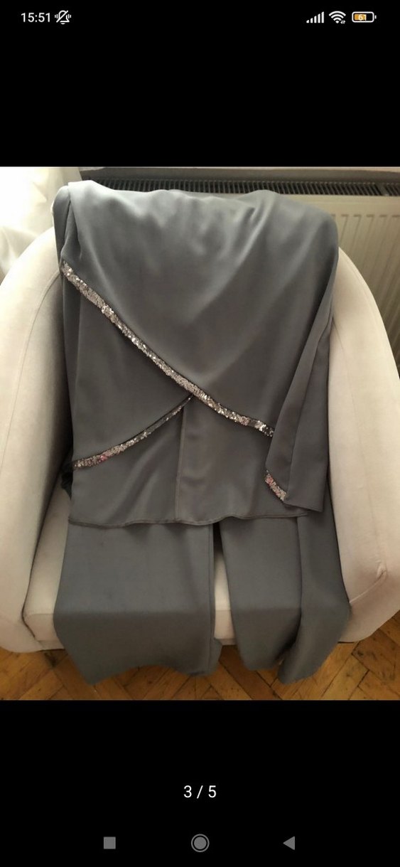 Gri Uzun Kollu Dökümlü Kadın Tunik - Görsel 4