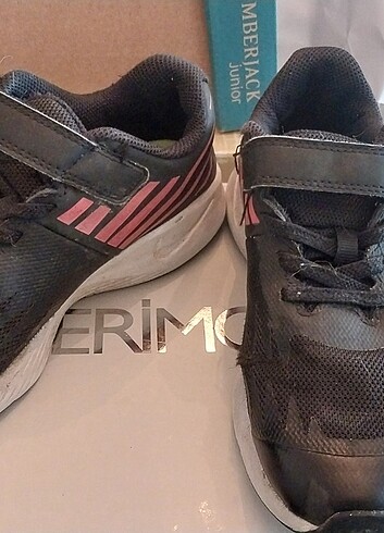 33 Beden Nike spor ayakkabi 33 numara