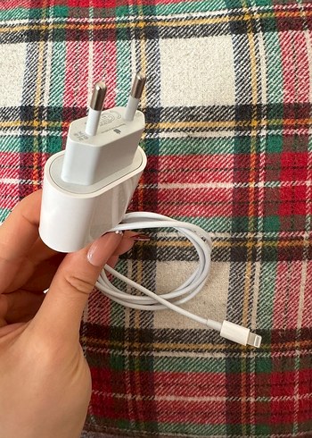 iPhone şarj aleti - Görsel 2