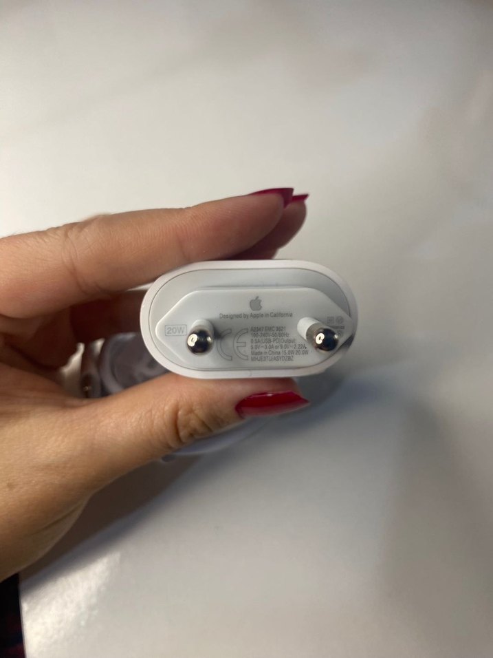 iPhone şarj aleti - Görsel 2