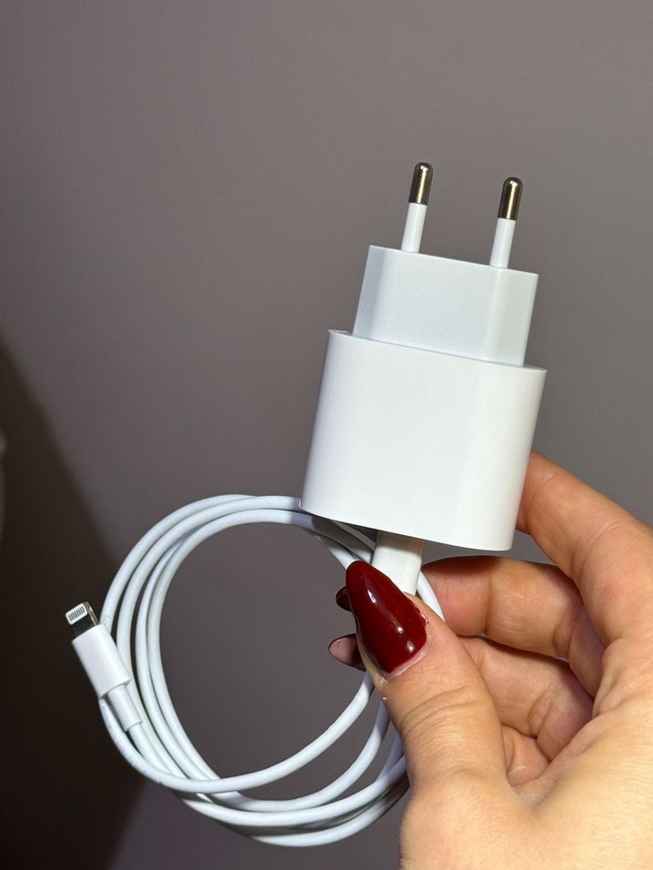 iPhone şarj aleti - Görsel 4