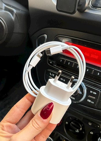 iPhone şarj aleti - Görsel 5