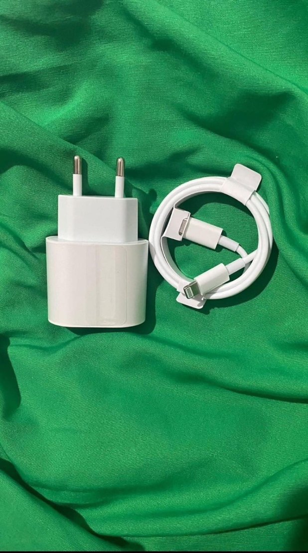 iPhone şarj aleti - Görsel 3