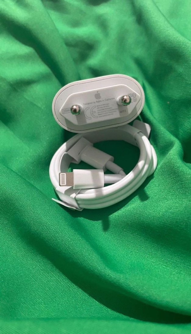 iPhone şarj aleti - Görsel 2