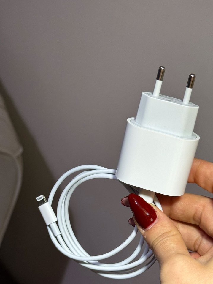 iPhone şarj aleti - Görsel 3