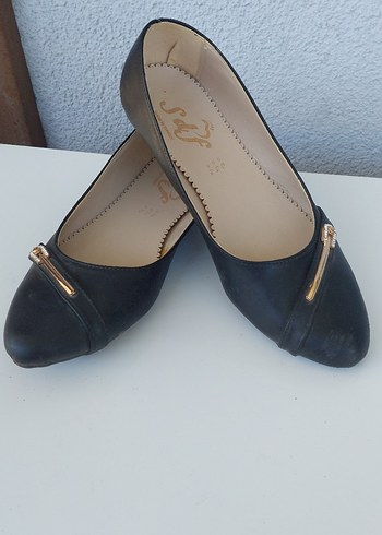 Klasik Siyah Tokalı Kadın Babet
