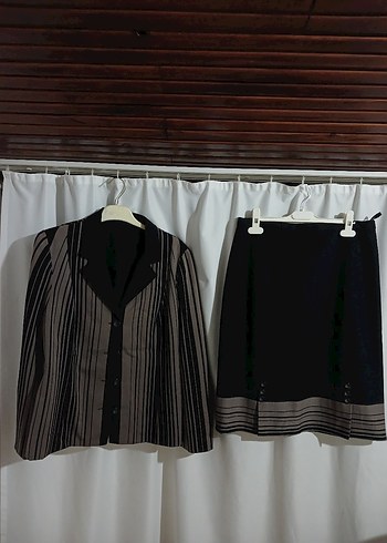 Düğmeli Çizgili Bej Gri Kadın Uzun Takım - Görsel 2