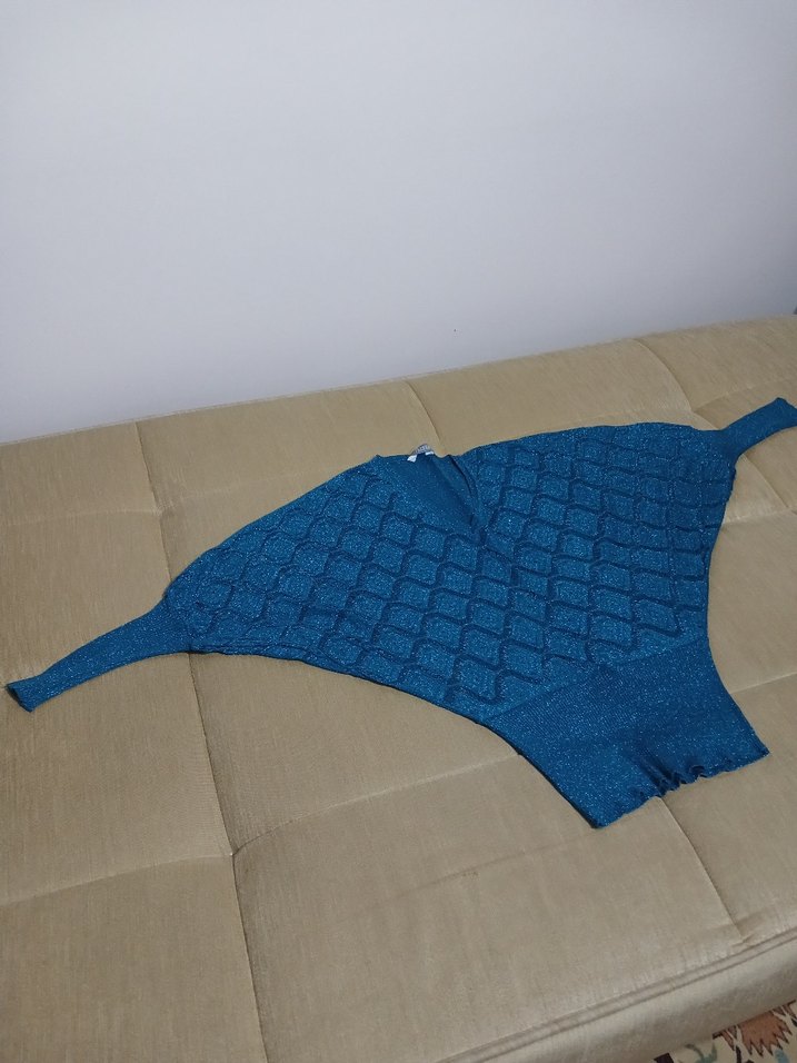 Mavi V Yaka Kadın Mini Triko Kazak - Görsel 2