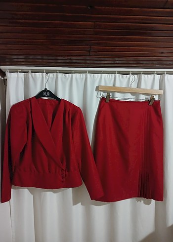Kadın Kırmızı ince gabardin Drapeli Midi Takım - Görsel 2
