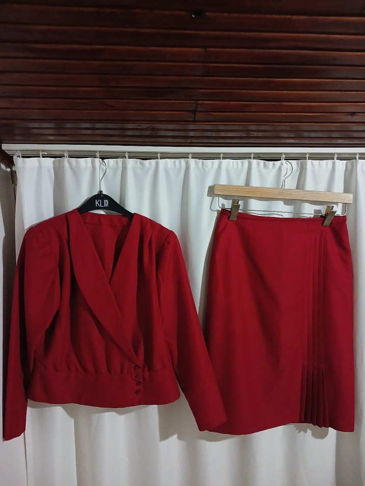 Kırmızı Midi Kadın Takım Elbise - Görsel 2