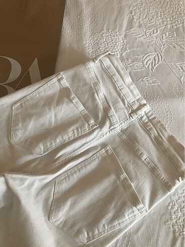 36 Beden beyaz Renk ZARS SKİNY JEAN