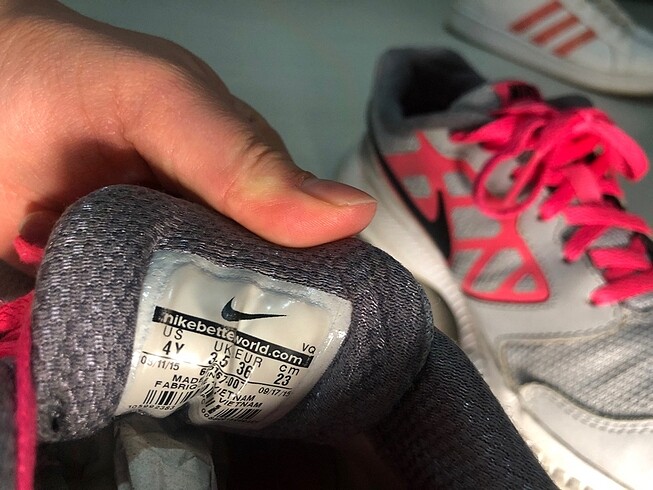 36 Beden Nike spor ayakkabı