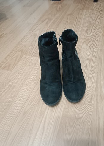 Kadın Siyah Süet Yılan Desenli Topuklu Bot - Görsel 2