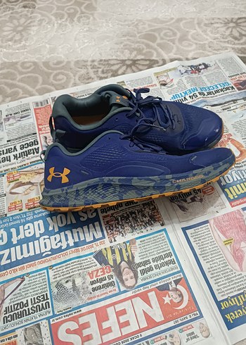 Urban Outfitters tek ebat