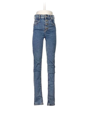 Pull and Bear Skinny %70 İndirimli.