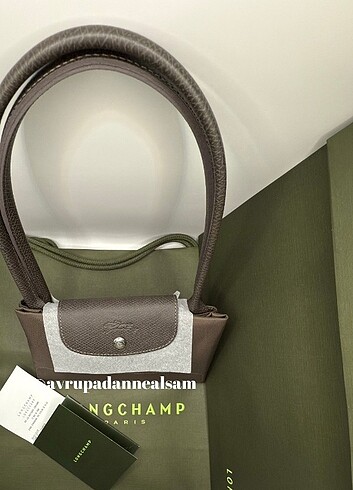 Beden Longchamp Le Pliage Green M Boy Terra
