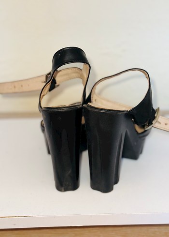 Tokalı Siyah Platform Topuklu Kadın Ayakkabı - Görsel 2