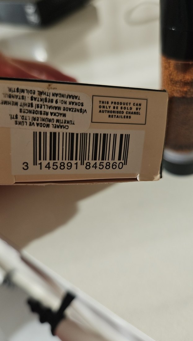 Chanel Parlak Bej BB Krem - Görsel 5