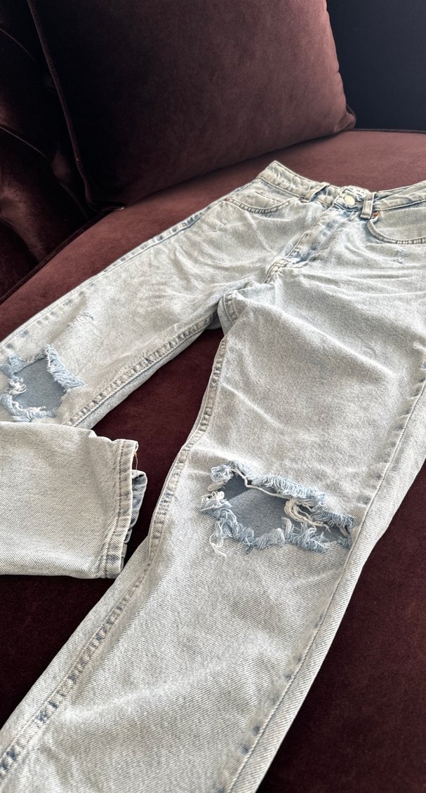 Açık mavi yüksek bel yırtık pantolon - Görsel 2